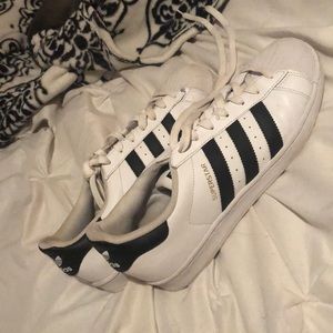 adidas original superstars